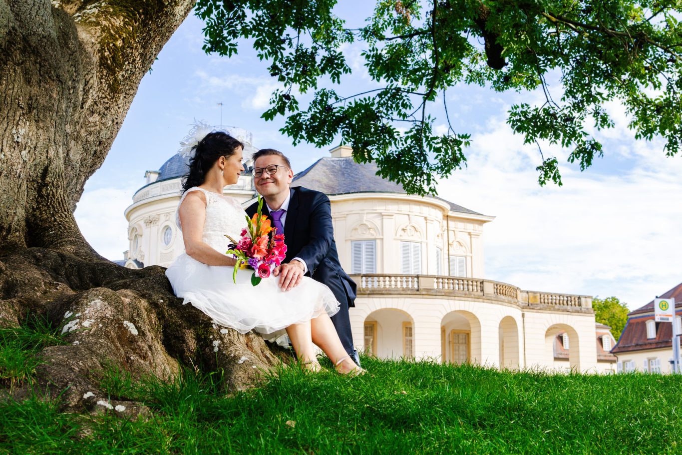 Brautpaar beim After-Wedding-Shooting auf Schloss Solitude Stuttgart
