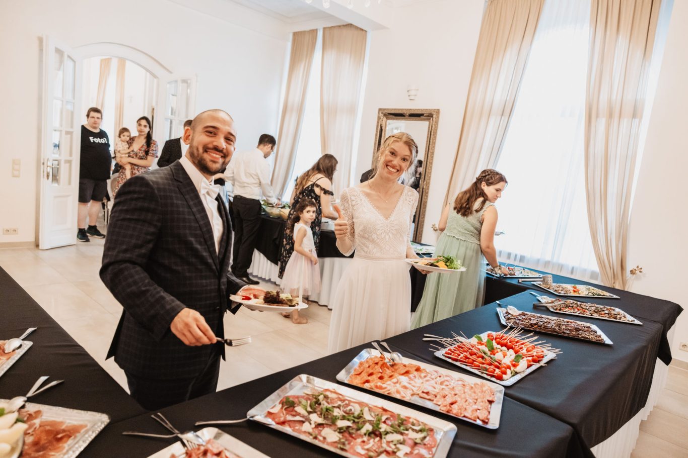 Das festlich angerichtete Buffet
