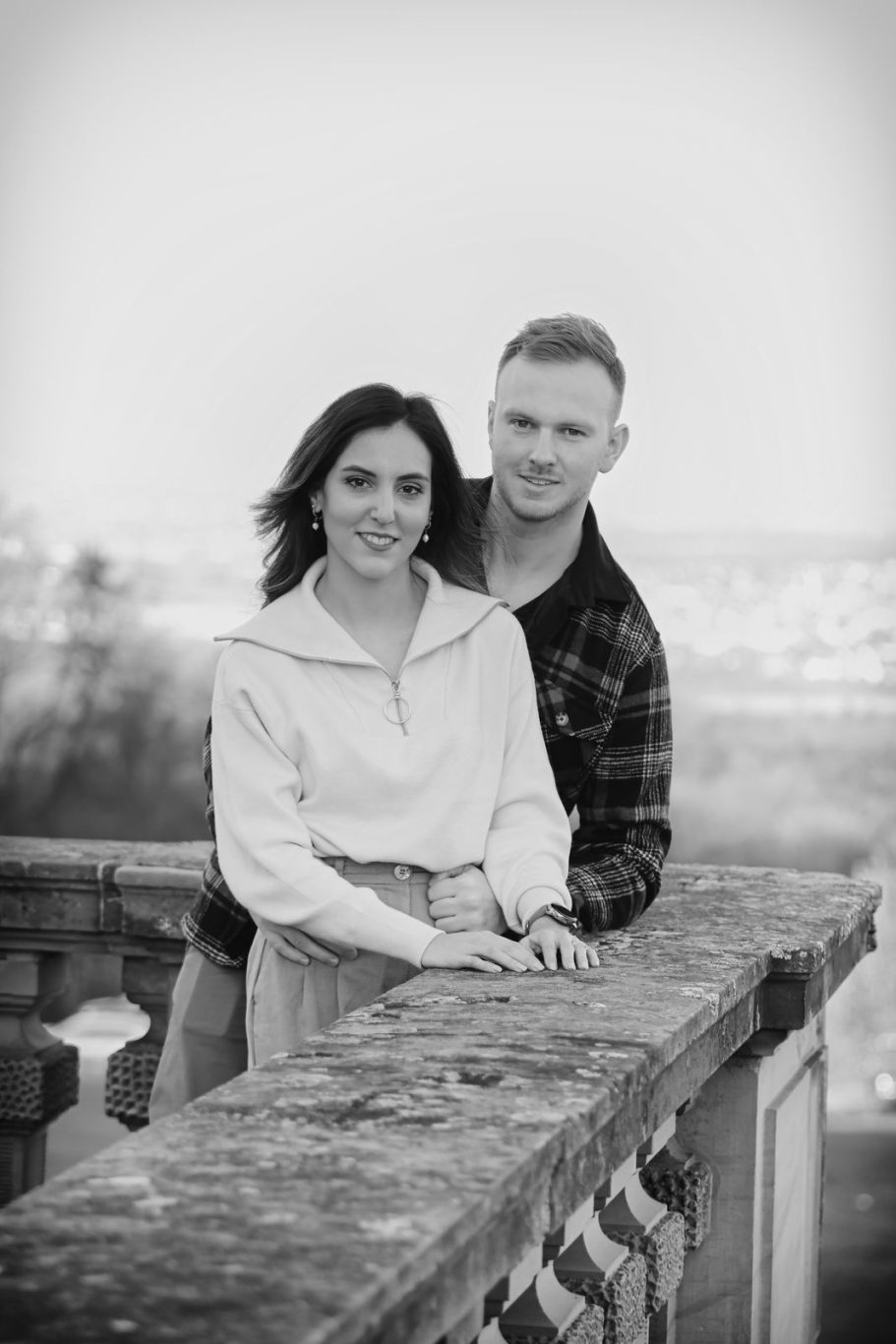 Paarportrait von Jenifer und Alex beim Kennenlern-Shooting im Winter