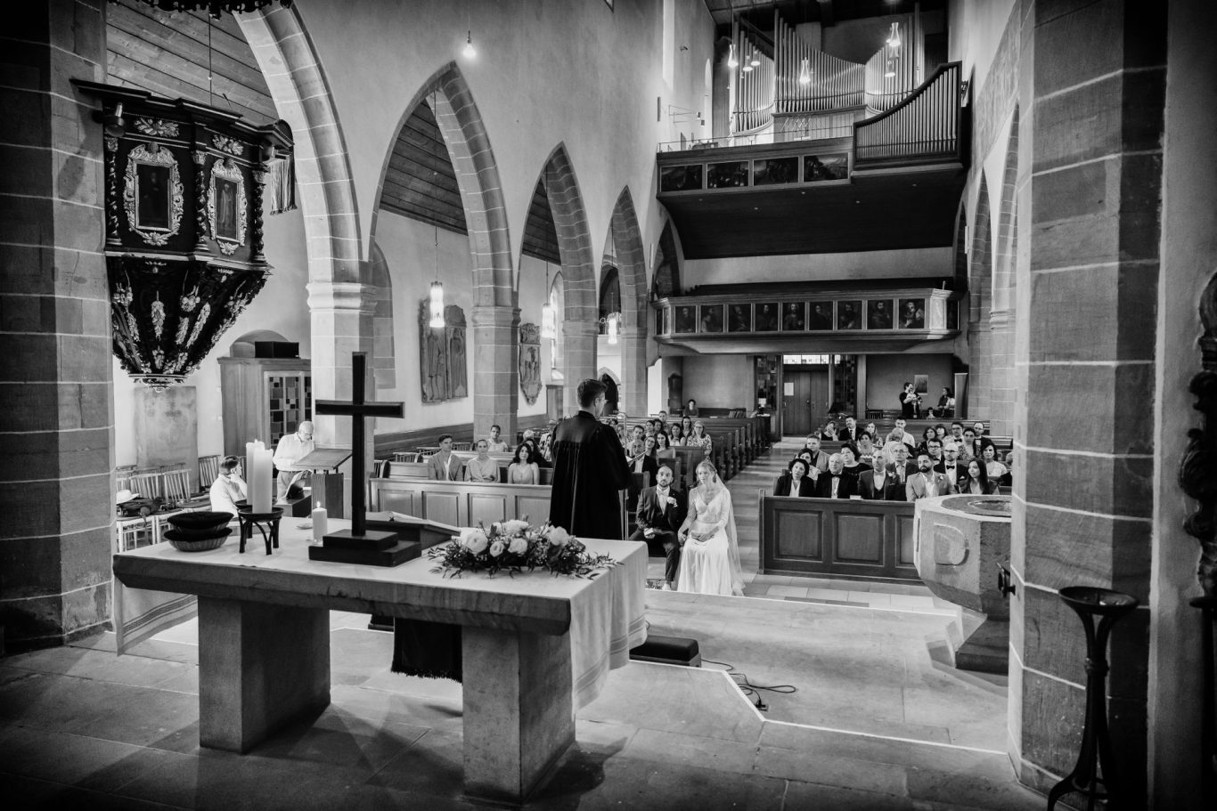 Eine kirchliche Trauung in der historischen Stadtkirche Leonberg
