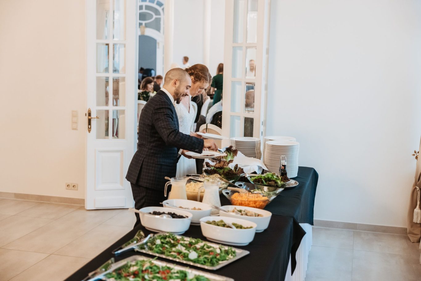 Das festlich angerichtete Buffet