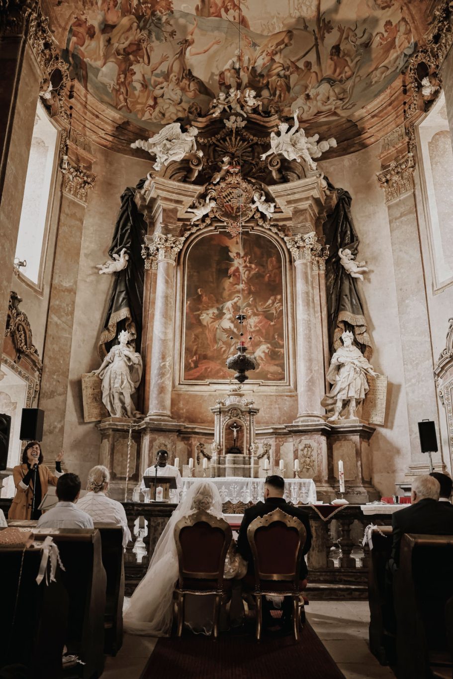 Historischer Innenraum der Schlosskirche im Residenzschloss Ludwigsburg