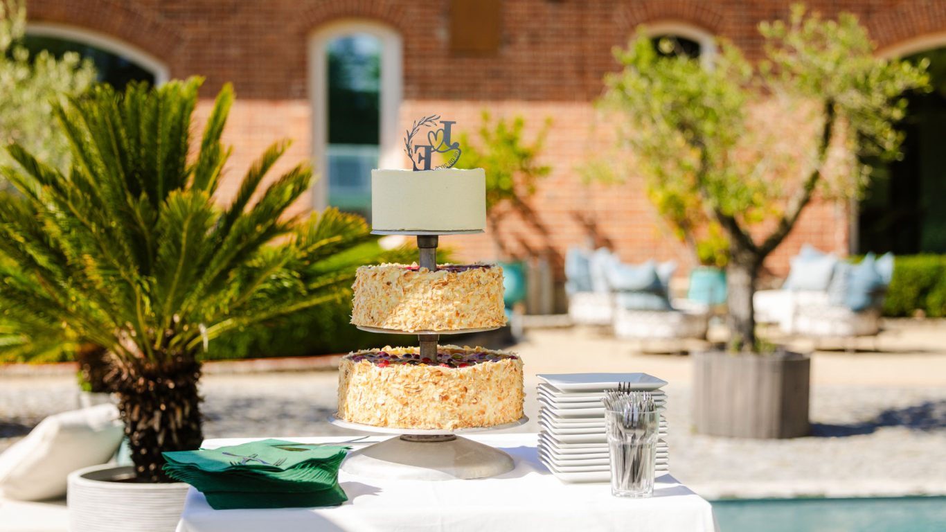 Hochzeitstorte Remontedepot Heroldstatt